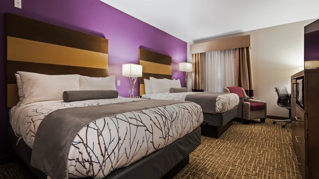غرفة قياسية بسريرين كوين لذوي الإعاقة، Best Western Plus Buda Austin Inn and Suites 1/7