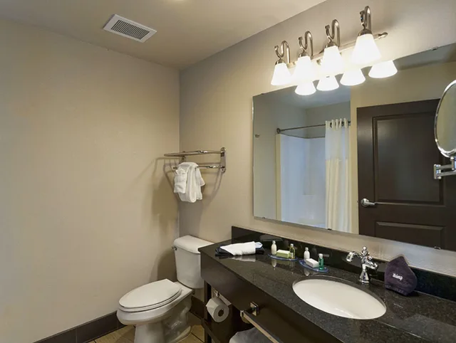 غرفة بسريرين كوين بإطلالة على المرفأ، Park Point Marina Inn 5/5