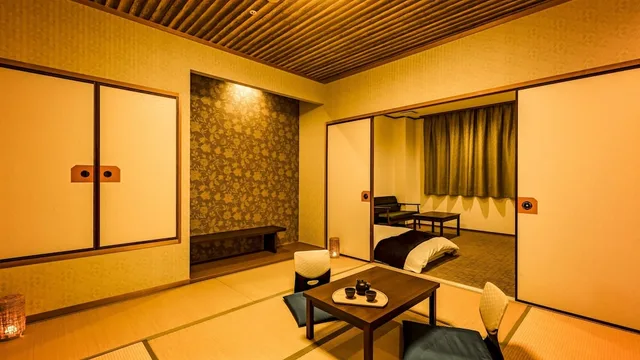 غرفة يابانية غربية سوبيريور بسريرين منفصلين وفرشتي فوتون، Ooedo Onsen Monogatari Premium Seiunkaku 2/2