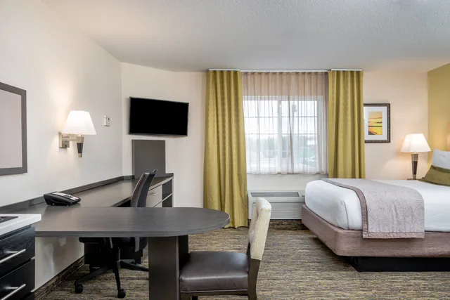جناح استوديو بسرير كوين لذوي الإعاقة، Candlewood Suites Washington Dulles Sterling 3/4