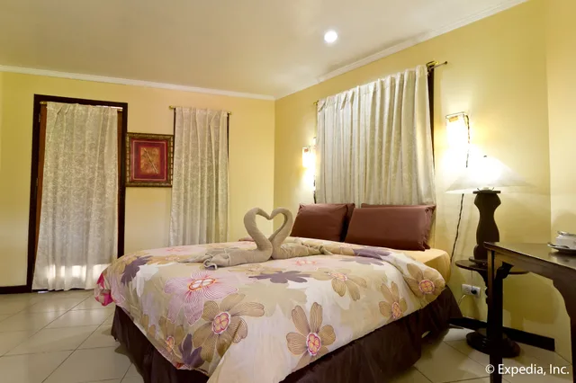 غرفة سوبيريور مفردة بسرير مزدوج، Alta Cebu Village Garden Resort 1/7