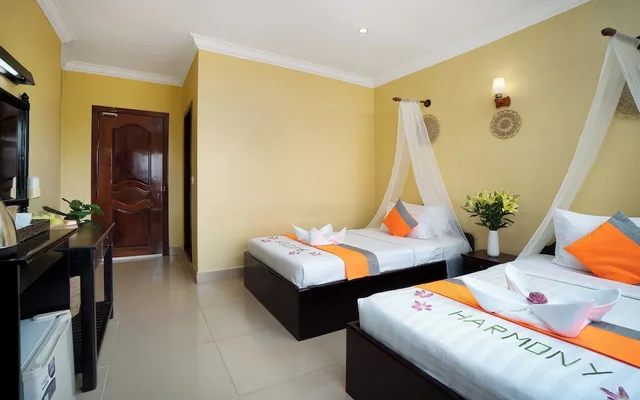 غرفة ديلوكس بسرير كينج بإطلالة على المسبح، Harmony Indochine d'Angkor 4/10