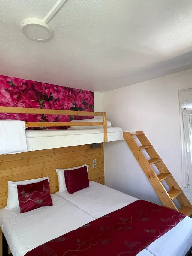 Room, Triple, 3 Beds, Fasthotel Orleans Sud 2/10