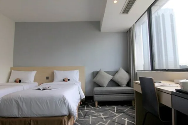 غرفة سوبيريور بسريرين فرديين، Pacific Express Hotel Central Market 2/5