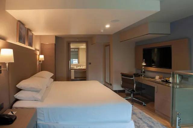 لوفت بإطلالة على المدينة بغرفة نوم واحدة، Four Points By Sheraton Izmir 2/3