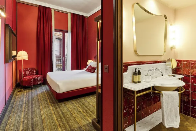 غرفة ديلوكس بشرفة، HOTEL ESPANA RAMBLAS 9/10