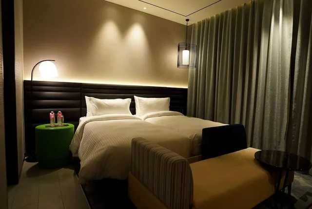 غرفة ديلوكس بسريرين منفصلين، Ramada Encore by Wyndham Bareilly Civil Lines 4/7