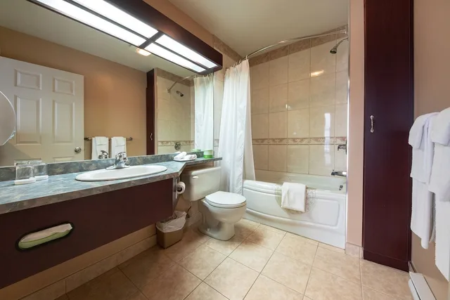 جناح بسرير كوين بإطلالة على البحر مع أريكة، Hotel Plante 6/6