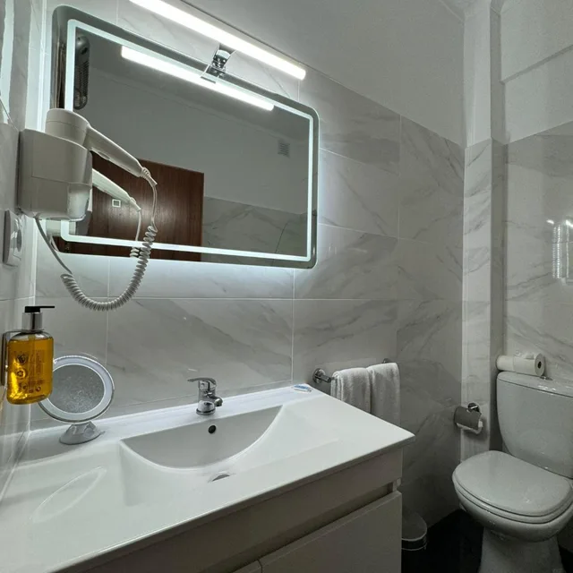 غرفة عائلية، Hotel Onix 4/6