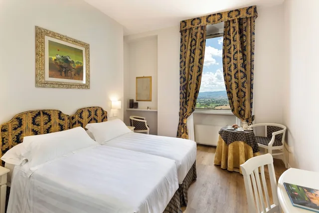 Deluxe, Triple, 1 Double and 1 Single Bed, Valley View، Fontebella 1/10
