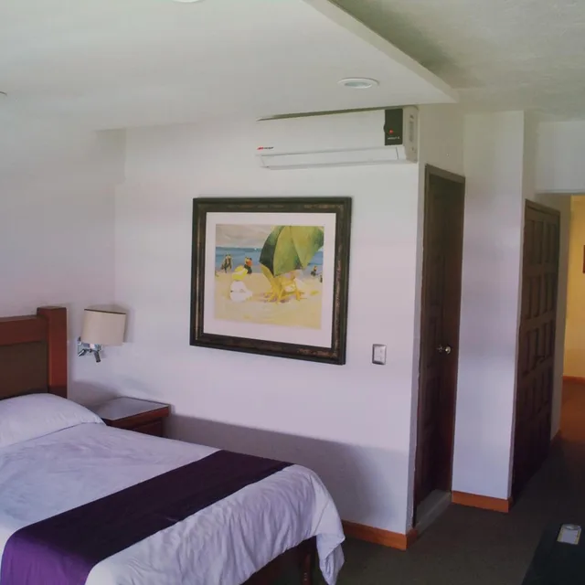 غرفة بسرير مزدوج، Campestre Inn Hotel And Residences 1/10