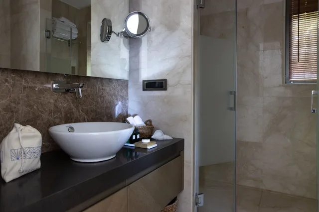 جناح بسريرين كوين بإطلالة على البحر، METT Hotel & Beach Resort Bodrum 2/2