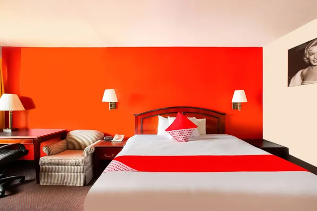 غرفة بريميوم بسرير كينج، OYO Hotel Texarkana North Heights AR Hwy I-30 2/5