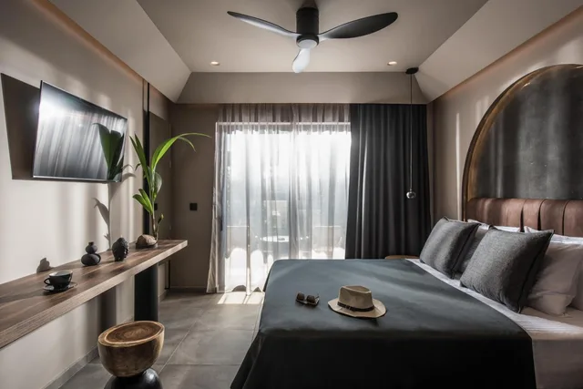 جناح حصري جونيور بإطلالة على المسبح، Alsus Crete Escape 2/7
