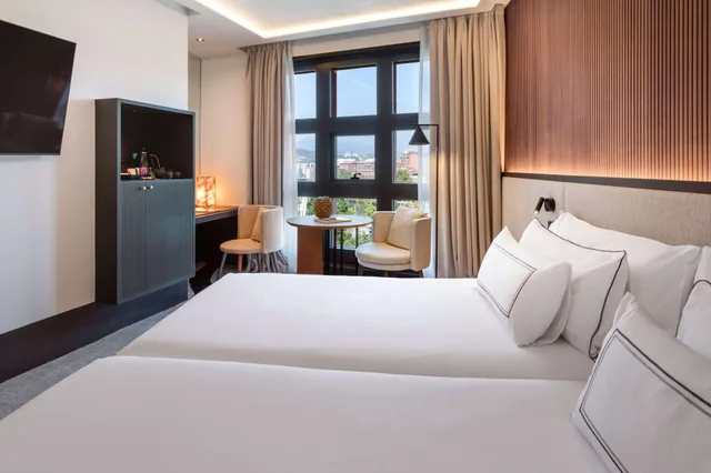 غرفة بسرير مزدوج بإطلالة، Melia Bilbao 1/10