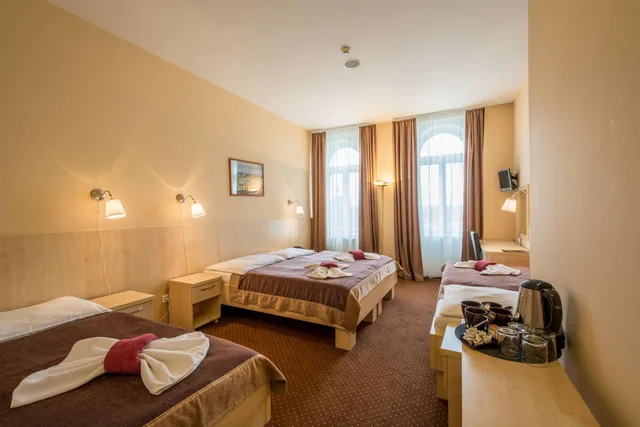 غرفة ثلاثية بسرير مزدوج وسرير فردي، PRAGUE CENTRE PLAZA 7/10