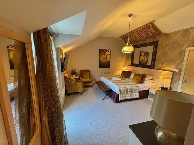 Canal, Superior, King Bed، Herriots 1/2