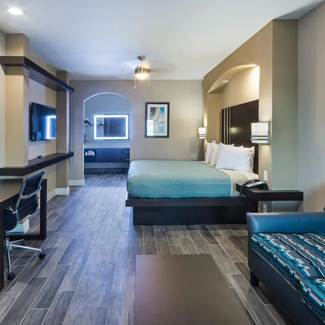 غرفة بسرير كينج للمدخنين، Econo Lodge Inn and Suites Houston NW-Cy-Fair 4/7
