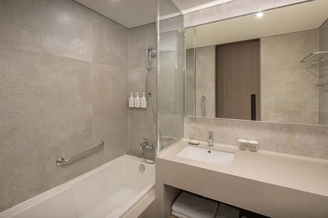 غرفة ديلوكس بسرير كينج وسرير فردي، Hyatt Place Seoul Pangyo 4/5