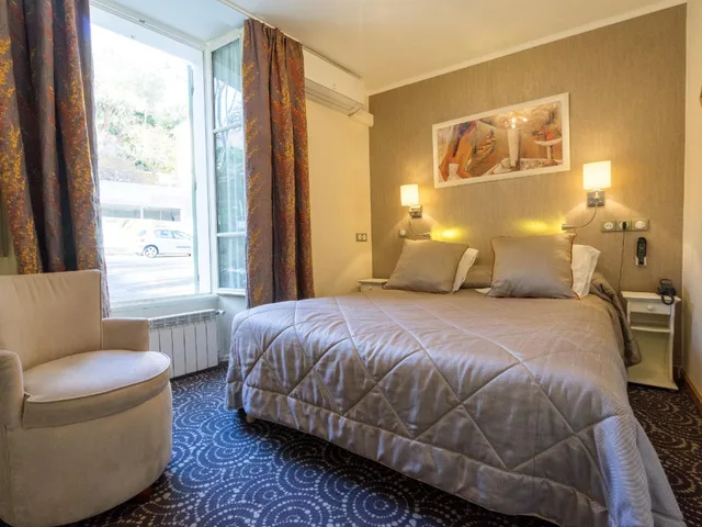 غرفة بسرير مزدوج، Hotel Restaurant Le Bellevue 1/1