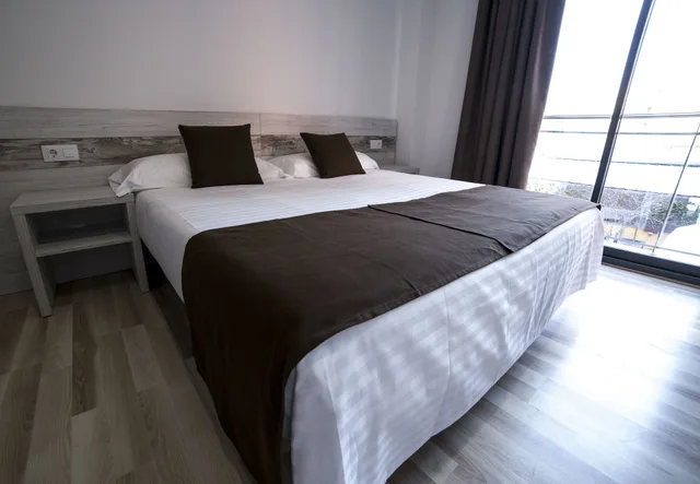 شقة كومفورت بسرير كينج بغرفة نوم واحدة مع أريكة، Apartaments Ponent 2/7