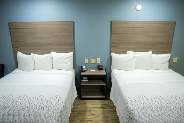 غرفة رباعية، Americas Best Value Inn Ft. Myers 2/9