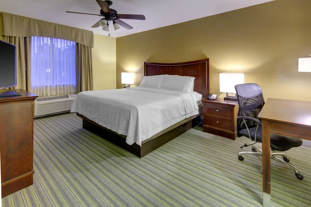 جناح بغرفتي نوم، Homewood Suites by Hilton West Palm Beach 2/3