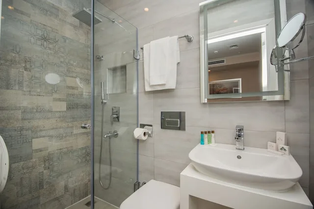 Classic Twin Room:، City Avenue 3/3