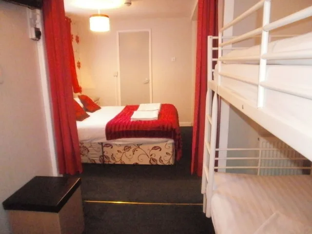 Family Suite, 8 People، The Withnell Hotel 5/7