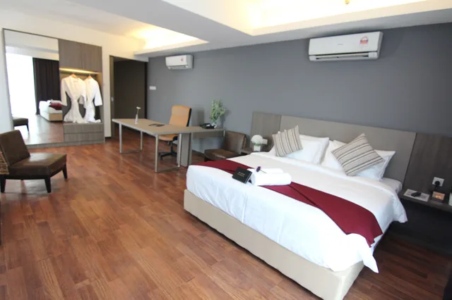 غرفة ديلوكس بسرير كينج، Nexus Regency Suites & Hotel 2/6