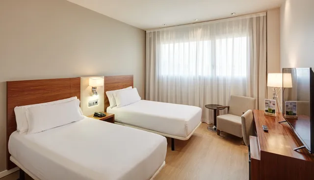 غرفة كلاسيكية مفردة بسريرين منفصلين، Sercotel Ciutat de Montcada 2/5
