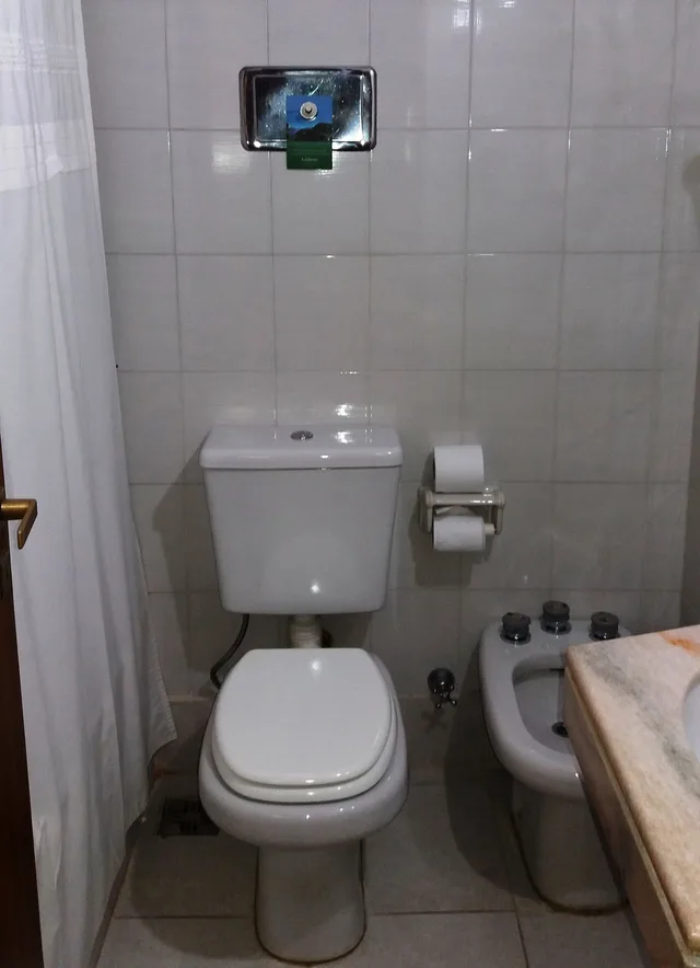 غرفة قياسية ثلاثية بسرير مزدوج وسرير فردي، Le Chatelet Hotel 5/6