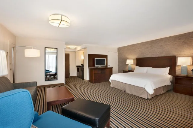جناح جونيور، Wyndham Boston Beacon Hill 2/4
