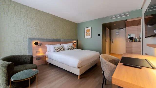 غرفة بريميوم بسرير كوين، HOLIDAY INN MULHOUSE 7/10