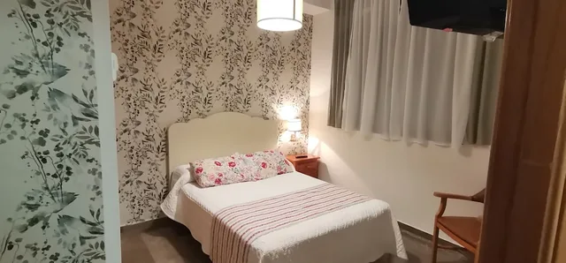 غرفة بسرير مزدوج، CORONA DE ATARFE 7/10