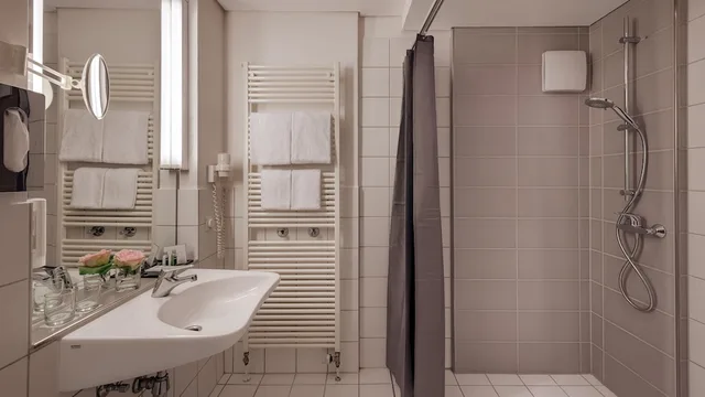 غرفة كومفورت بسرير مزدوج، Hotel The Yard Bad Honnef 6/6