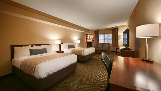 غرفة بسريرين كوين، Best Western Brantford Hotel Conference Centre 8/10