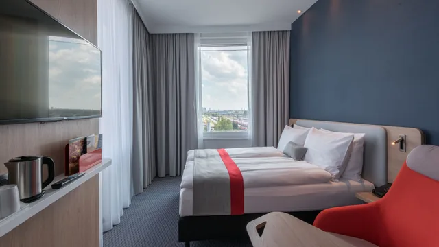 غرفة قياسية بسرير كوين، Holiday Inn Express MUNICH CITY WEST 3/10