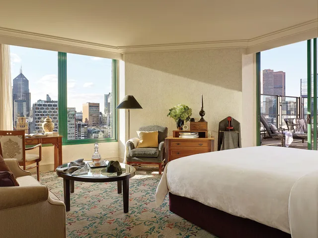 غرفة كلوب تنفيذية بسرير كينج بشرفة، The Langham Melbourne 3/8