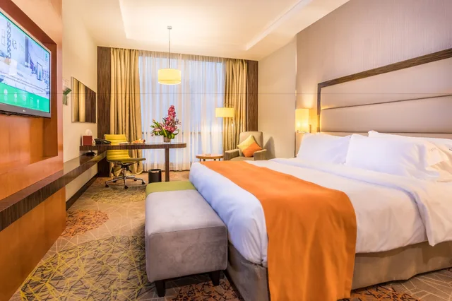 جناح بسرير كينج بغرفة نوم واحدة، هوليداي إن بوابة جدة(Holiday Inn Jeddah Gateway) 5/11