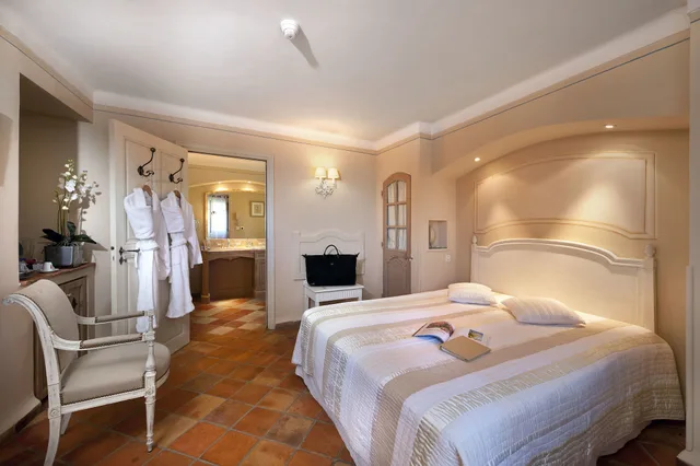 غرفة كلاسيكية بسرير مزدوج أو سريرين منفصلين، La Bastide Saint Antoine 1/1