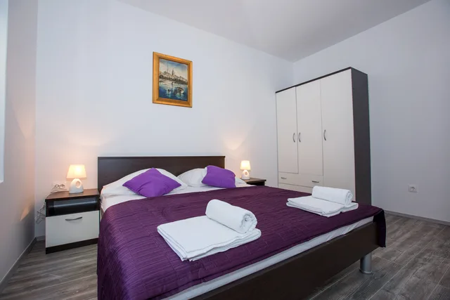 شقة بغرفتي نوم، APARTMENTS VILLA ROZA 2/5