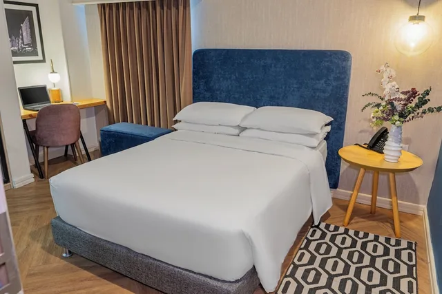 Urban, Queen Bed, Courtyard View، Hotel Faranda Collection Cali 2/7