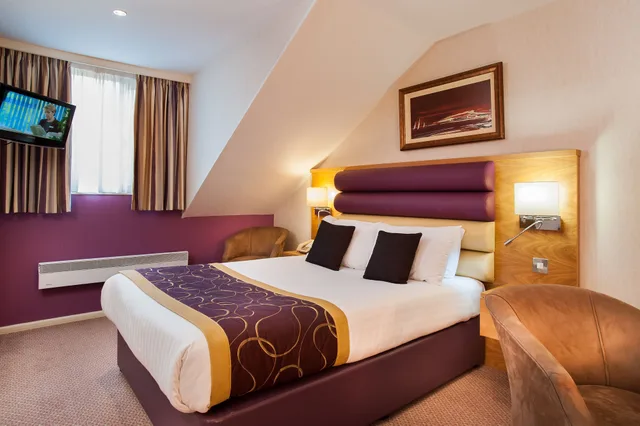 غرفة قياسية بسرير مزدوج، The Abbey Hotel Golf & Spa 2/5