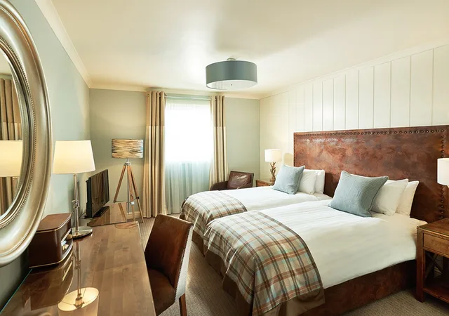 غرفة قياسية بسريرين منفصلين، Loch Fyne Hotel & Spa 1/2