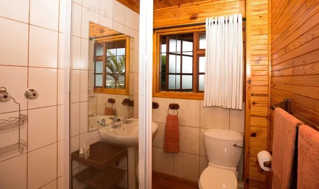 Big, Tree House, 2 Queen and Twin Beds، Big Tree House Lodge 1/1