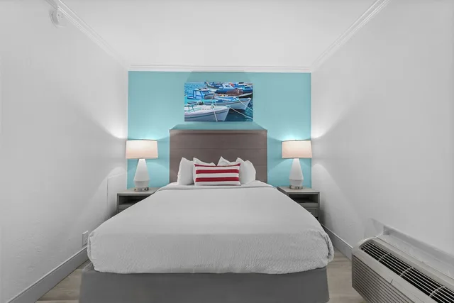 Schooner, Junior Suite, Deluxe, 2 Queen Beds, Ocean Front، Compass Cove Resort 7/10