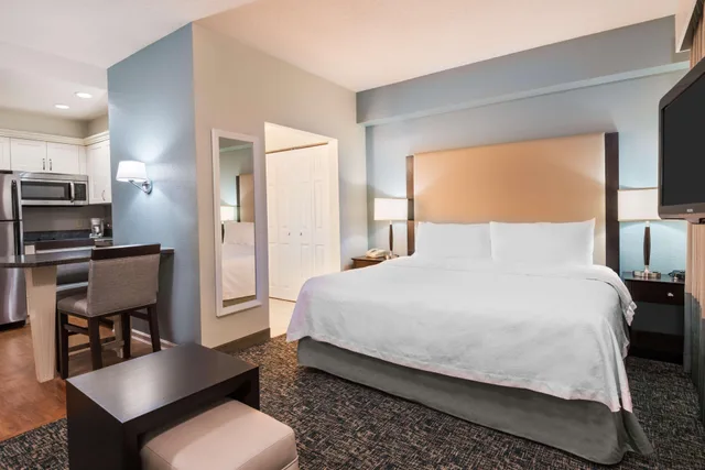 استوديو بسرير كينج، Homewood Suites by Hilton Bonita Springs Naples North 1/3