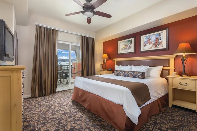 Three Bedroom sleeps 8، Club Wyndham Steamboat Springs 1/3