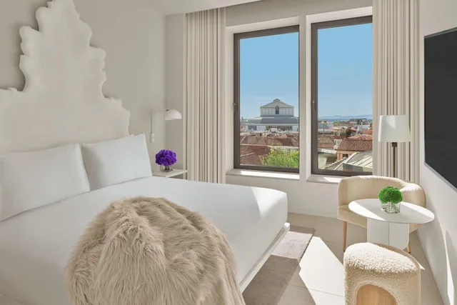 1 Bedroom, Roof Top, Opera, Penthouse Suite, Suite, King Bed, Opera View, Private Poolterrace، The Madrid EDITION 1/5